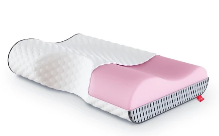 COMO CONTOUR POINT SPACE Kissen